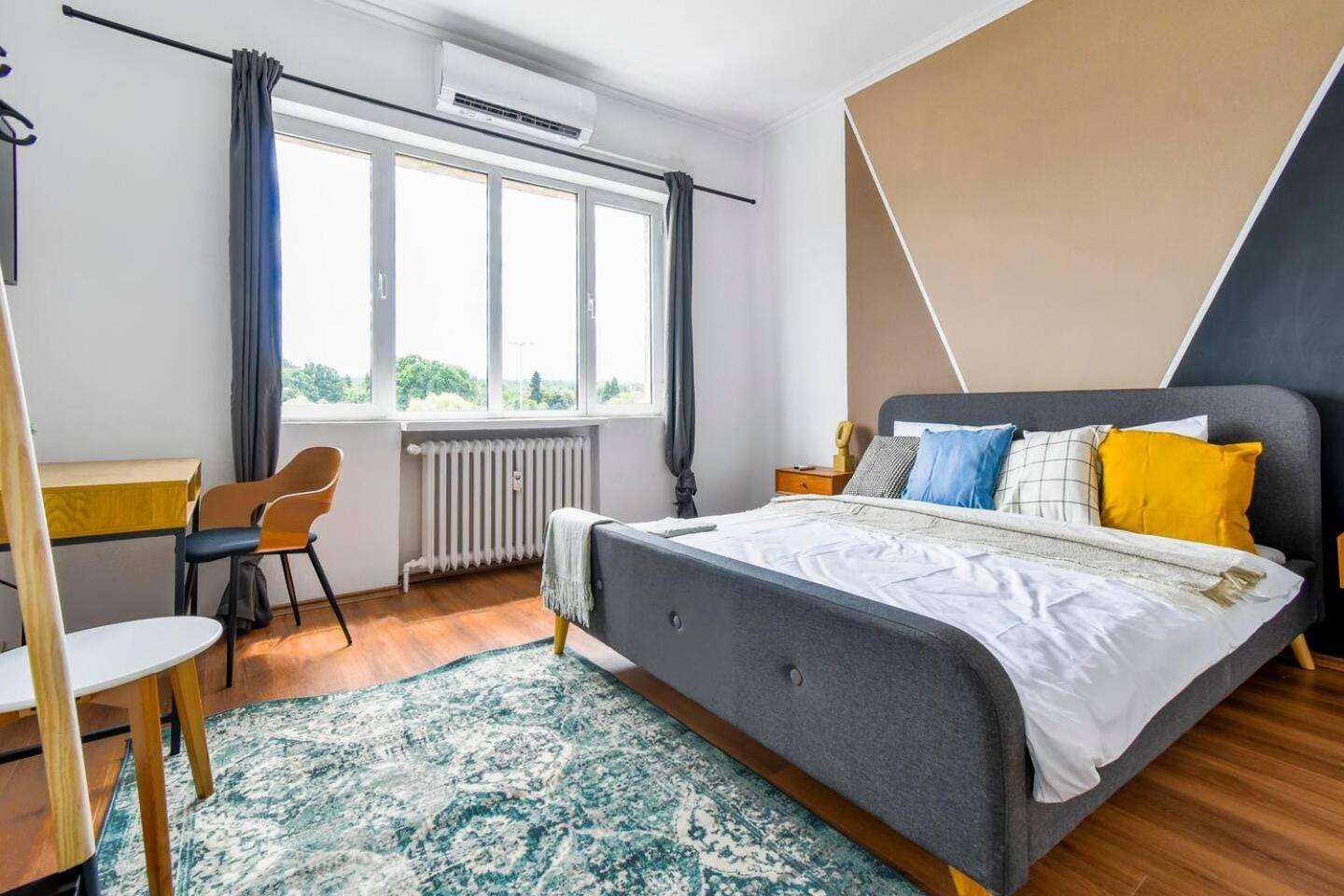 Super Fresh! 3Bdr Apartment In Sofia Center'S Artistic Area Exterior foto